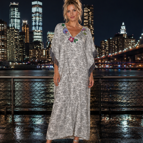 Kaftan long dentelle et argent,brodé à la main