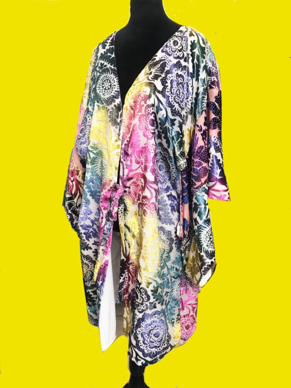 kimono-chatoyant Kimono sur mesure conçu et fabriqué par Valérie Touboul | Princesse Wally