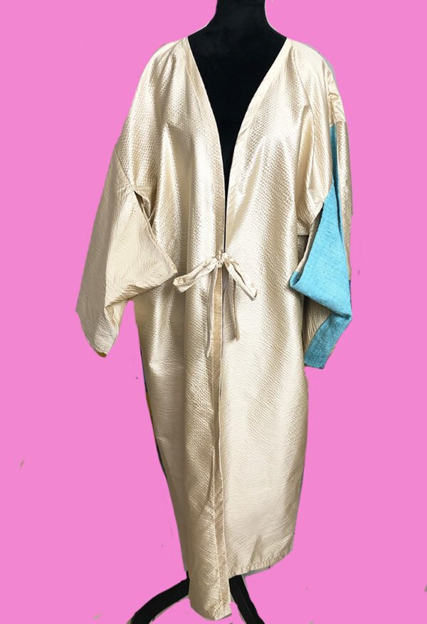 kimono-satin-beige-face Kimono sur mesure conçu et fabriqué par Valérie Touboul | Princesse Wally