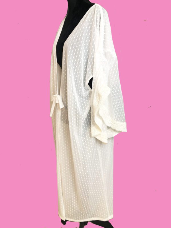 kimono-tulle-blanc-coté Kimono sur mesure conçu et fabriqué par Valérie Touboul | Princesse Wally