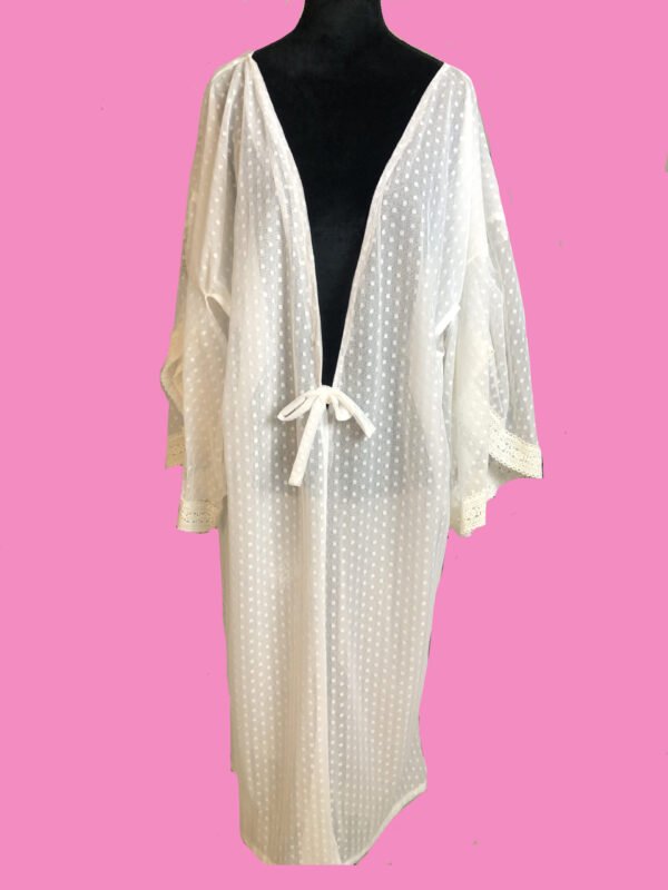 kimono-tulle-blanc-face Kimono sur mesure conçu et fabriqué par Valérie Touboul | Princesse Wally