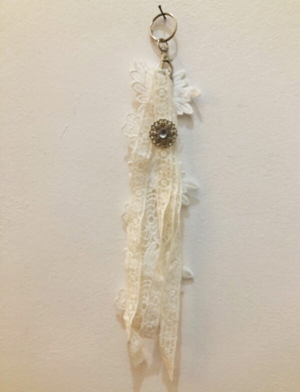 Gris-gris / Bijou de sac écru